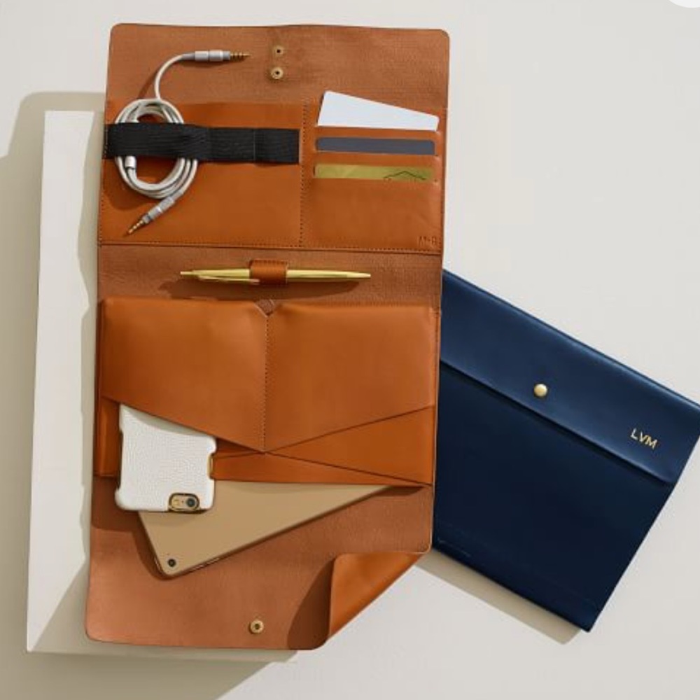 NEW Mark & Graham Leather Tech Envelope